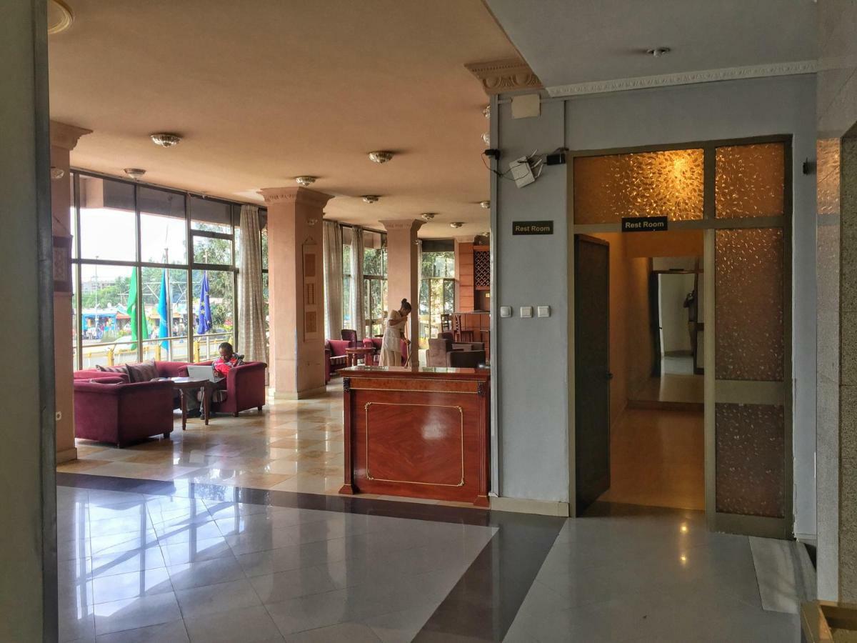 Top Ten Hotel Addis Ababa Exterior foto
