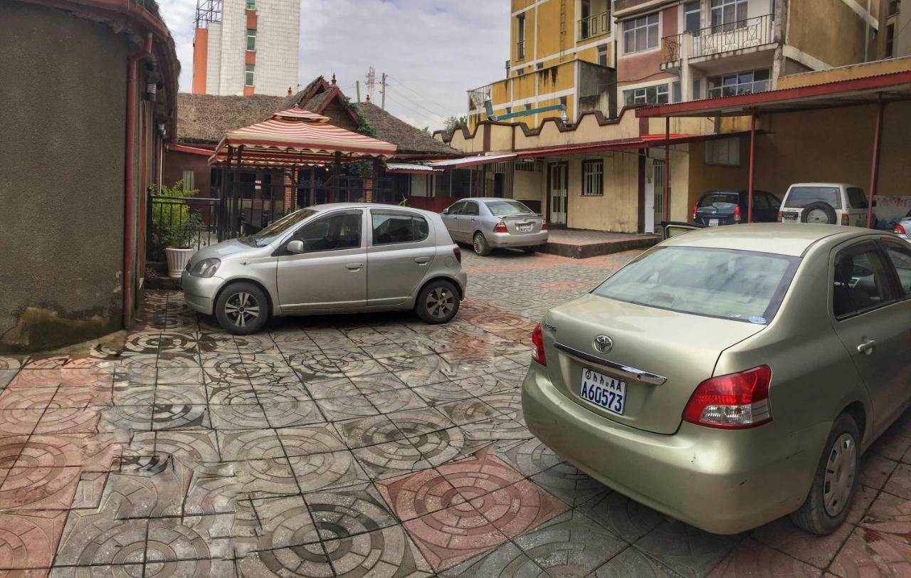 Top Ten Hotel Addis Ababa Exterior foto