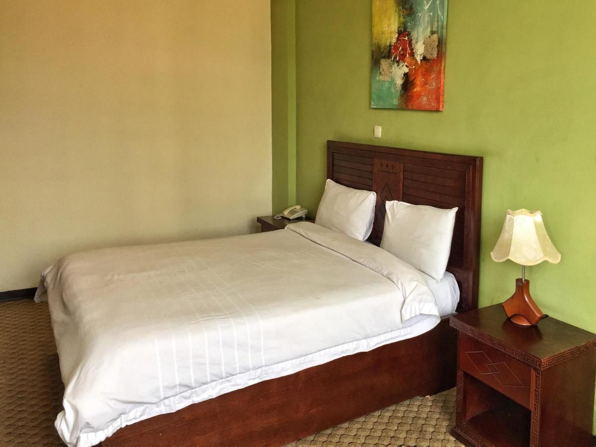 Top Ten Hotel Addis Ababa Exterior foto
